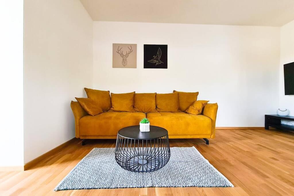 Friendship Suite 莫比斯希安西 外观 照片